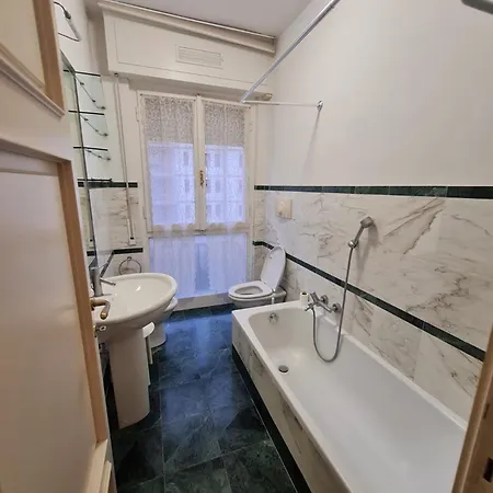 Casa Di Alessandra A Apartment *